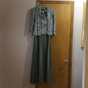 Alex Evening size 14